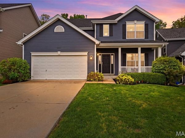 1000 Meramec Grove Drive, Ballwin, MO 63021