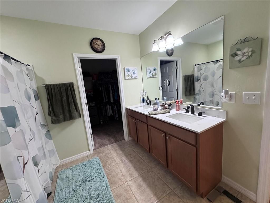 3079 Apple Blossom Dr, Alva, FL 33920 Photo