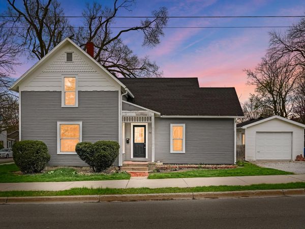 112 N Williams Street, Angola, IN 46737