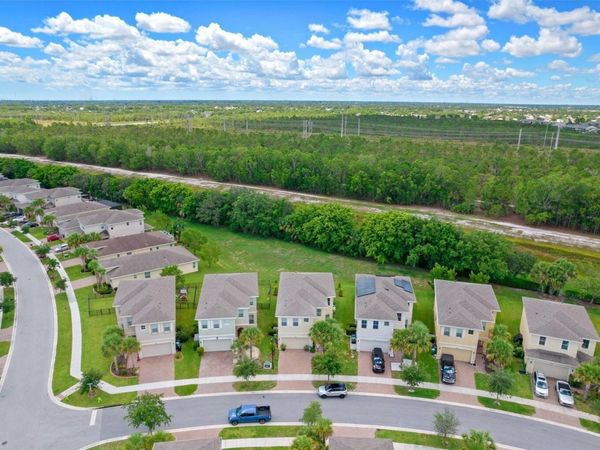 1513 NW Cataluna Circle, Port St. Lucie, FL 34986