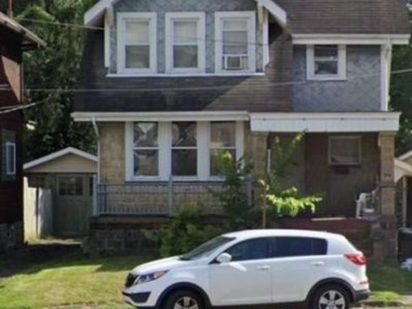 1217 Strahley Pl, Pittsburgh, PA 15220