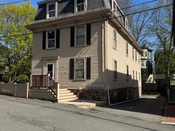 15 Harris, Unit 2, Marblehead, MA 01945