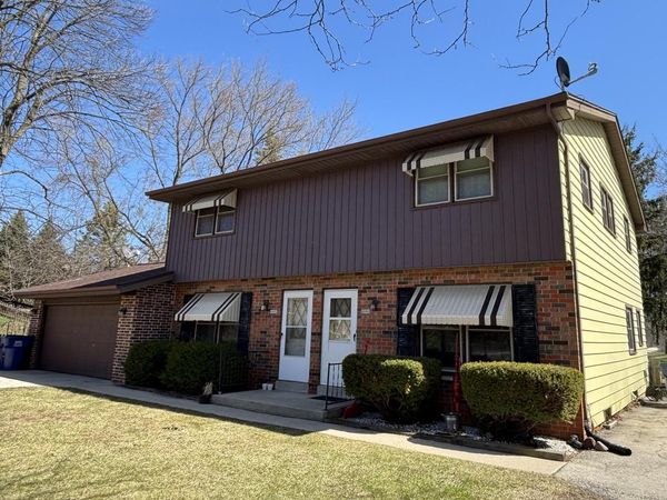 6888 Enge DRIVE, Unit 6890, West Bend, WI 53090