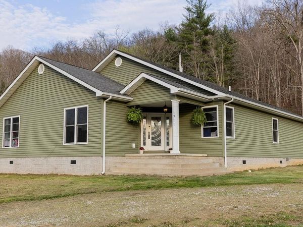 1711 East US 60, Grayson, KY 41143