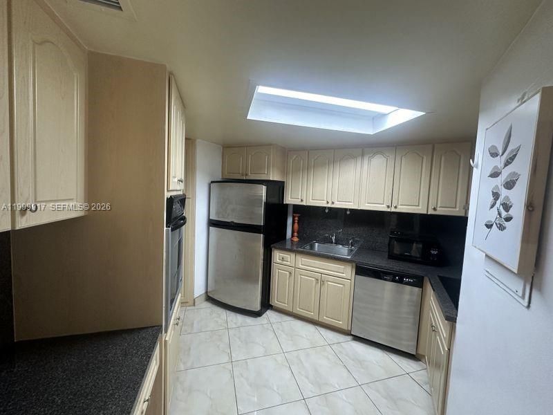 801 Brickell Bay Dr, Unit 1971, Miami, FL 33131 Photo