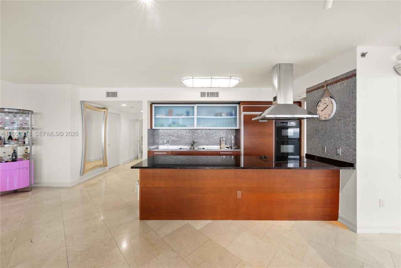 1850 S Ocean Dr, Unit 3301, Hallandale Beach, FL 33009 Photo