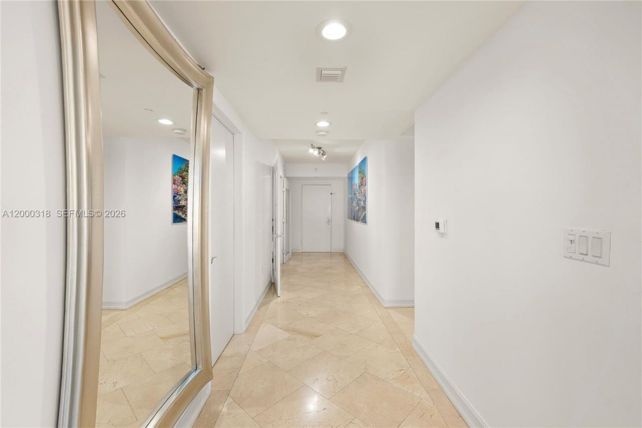1850 S Ocean Dr, Unit 3301, Hallandale Beach, FL 33009 Photo