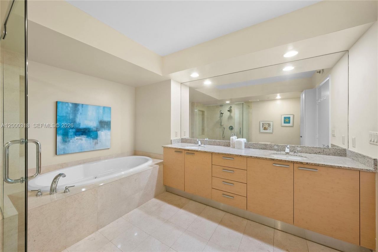 1850 S Ocean Dr, Unit 3301, Hallandale Beach, FL 33009 Photo