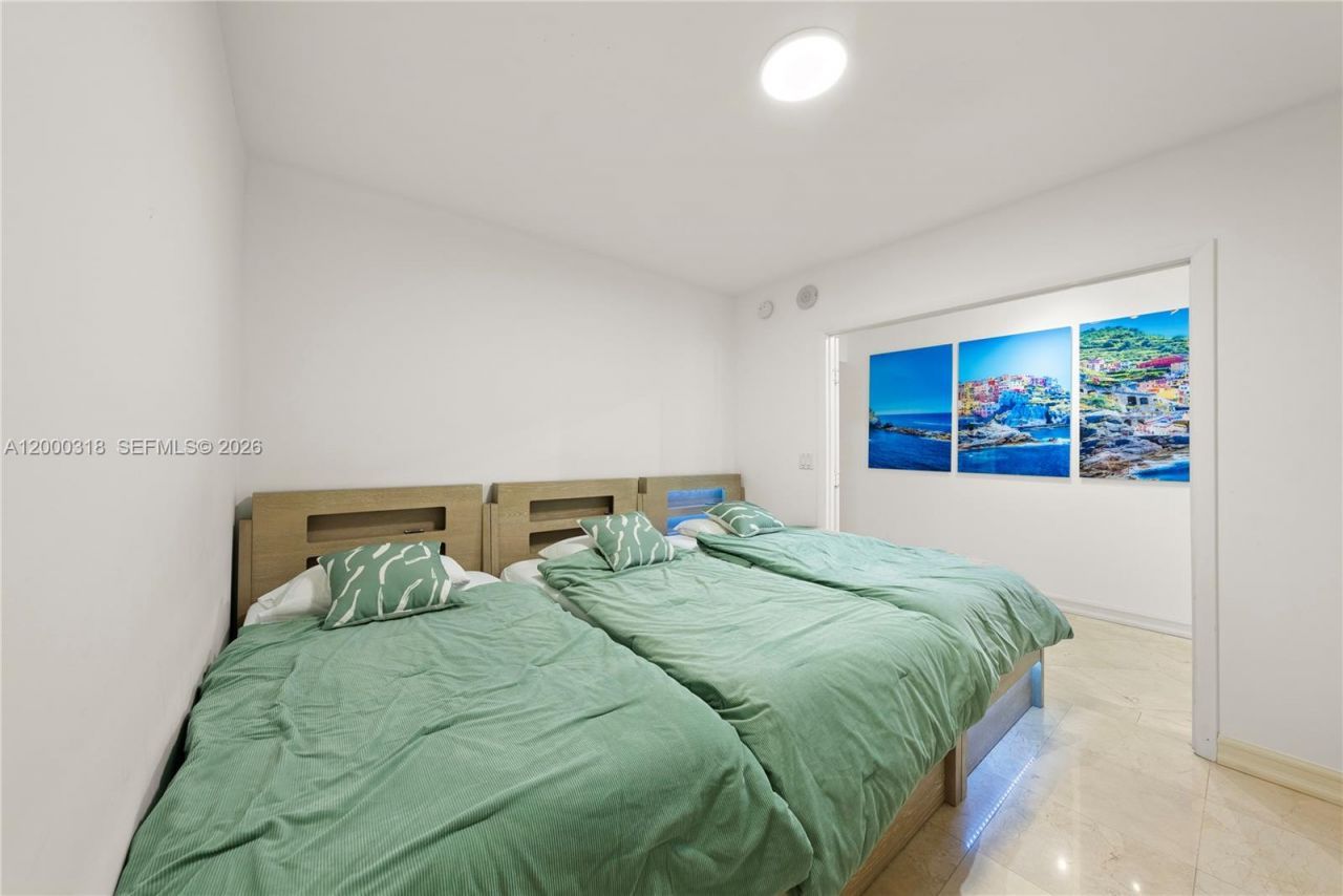 1850 S Ocean Dr, Unit 3301, Hallandale Beach, FL 33009 Photo