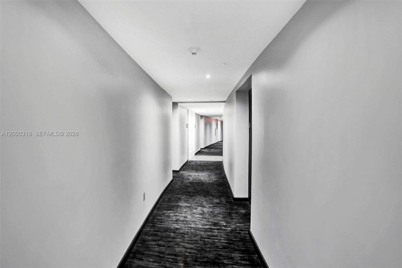 1850 S Ocean Dr, Unit 3301, Hallandale Beach, FL 33009 Photo