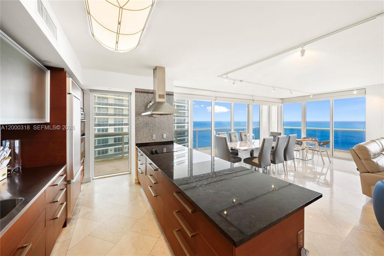1850 S Ocean Dr, Unit 3301, Hallandale Beach, FL 33009 Photo