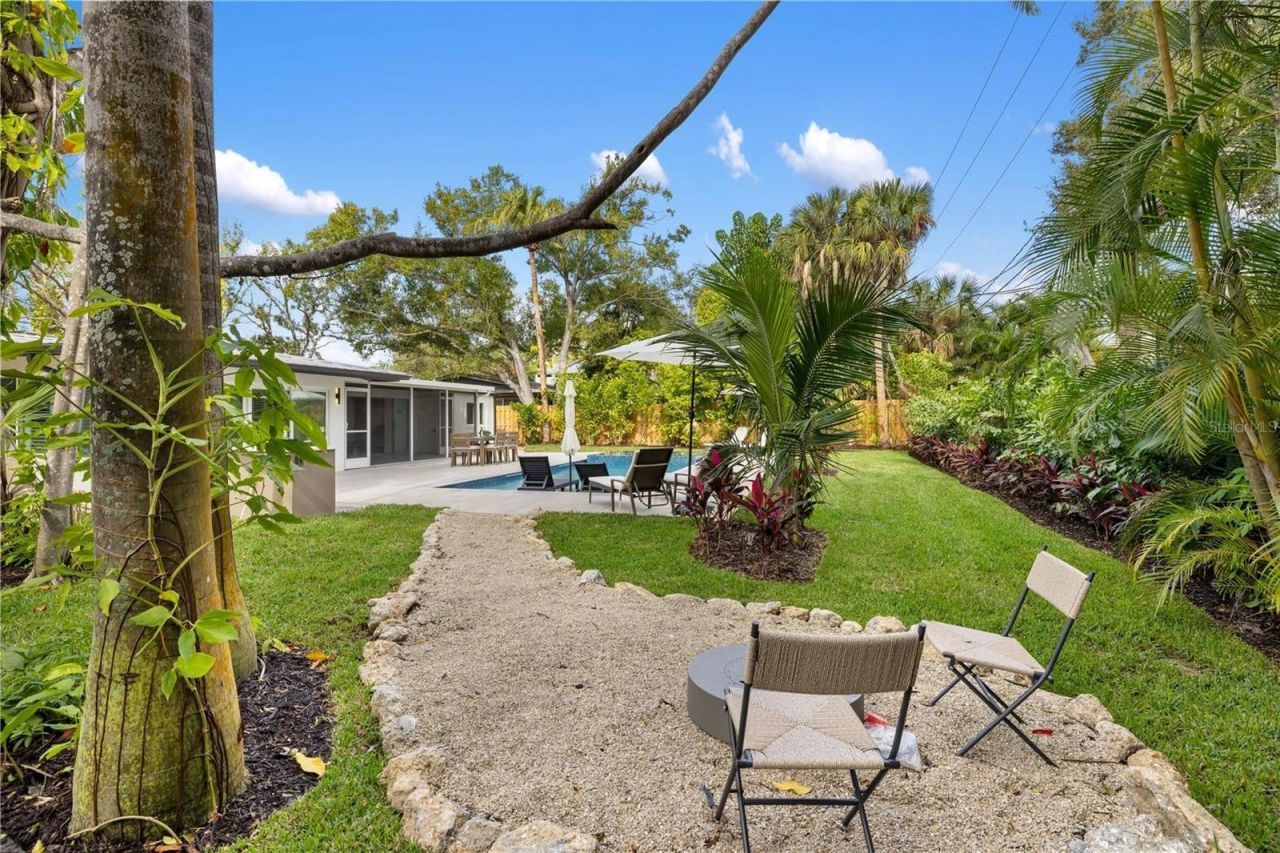 3705 Tangier Terrace, Sarasota, FL 34239 Photo
