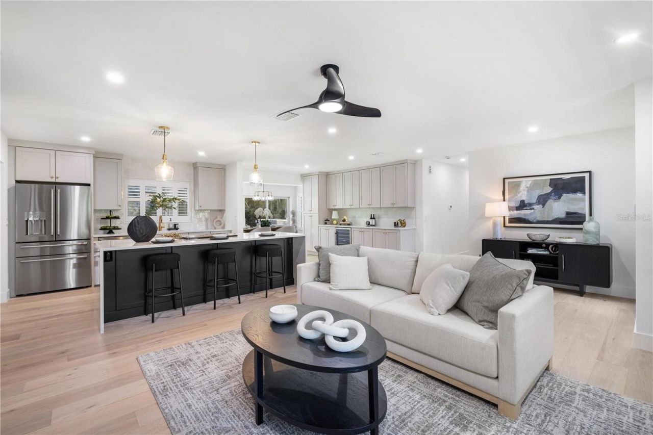 3705 Tangier Terrace, Sarasota, FL 34239 Photo