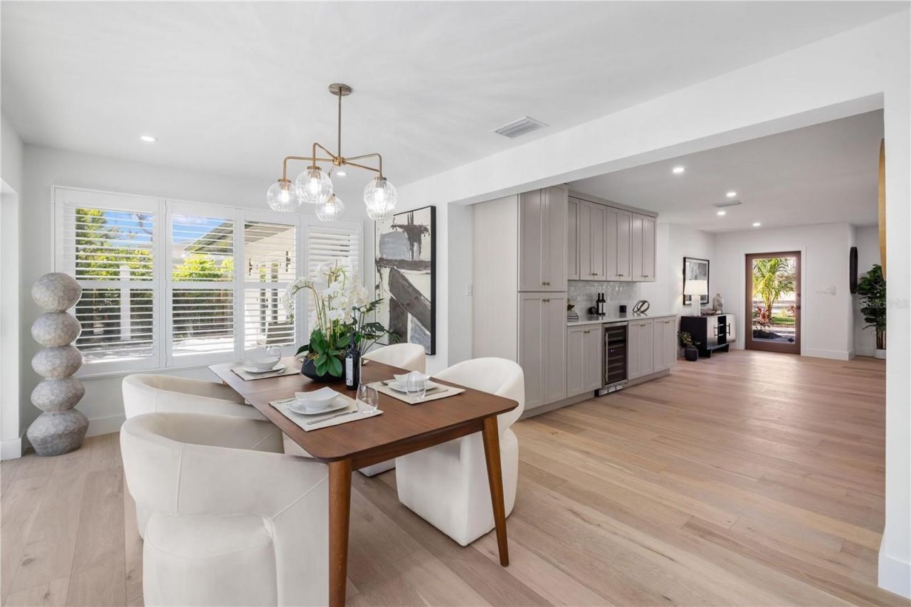 3705 Tangier Terrace, Sarasota, FL 34239 Photo