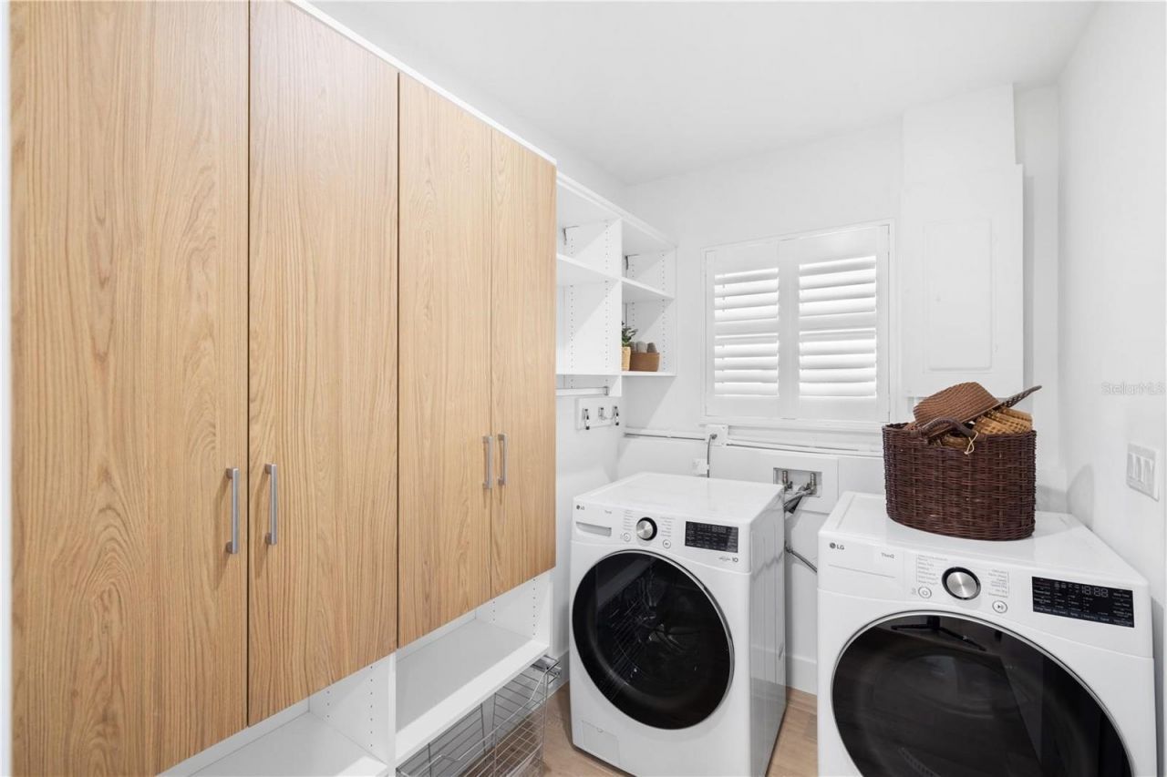 3705 Tangier Terrace, Sarasota, FL 34239 Photo