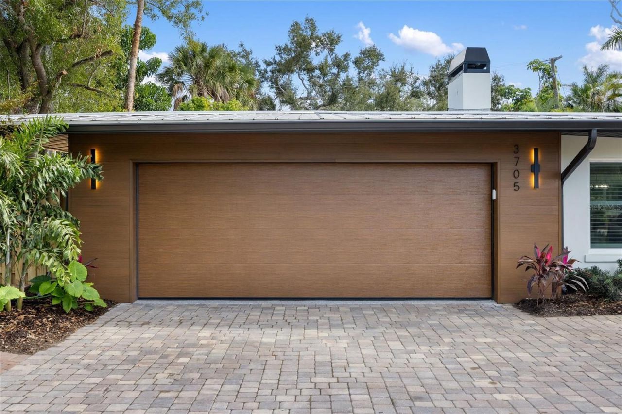 3705 Tangier Terrace, Sarasota, FL 34239 Photo