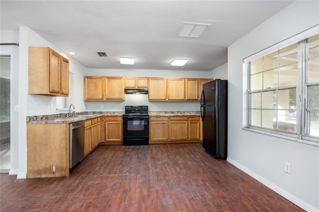 1135 NE 24th Terrace , Gainesville, FL 32641 Photo