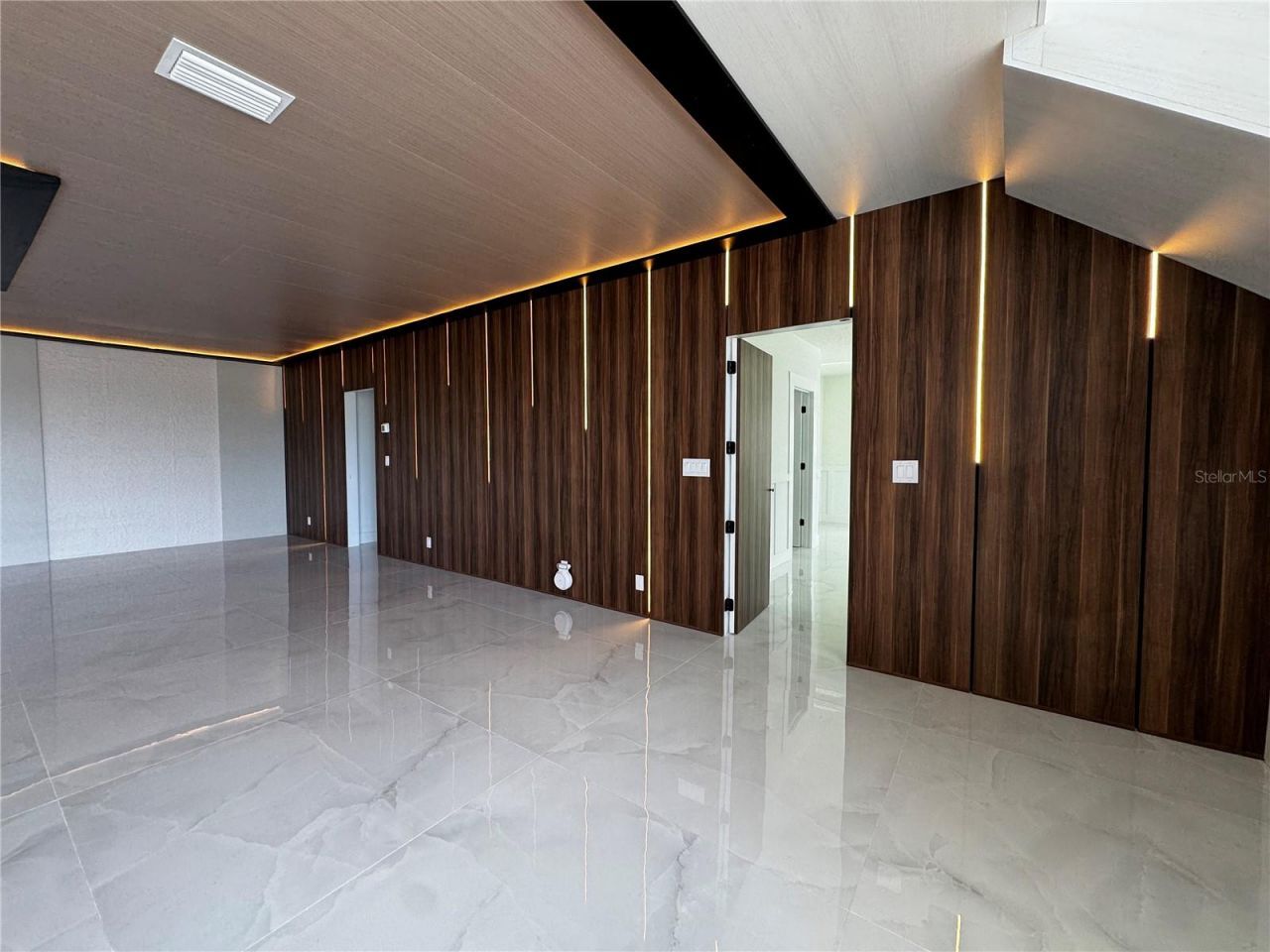 10843 Lakeshore Drive, Clermont, FL 34711 Photo