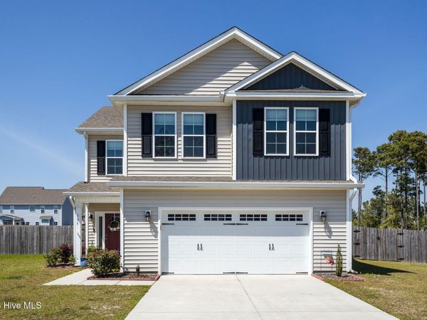 105 Starkey Creek Drive, Peletier, NC 28584