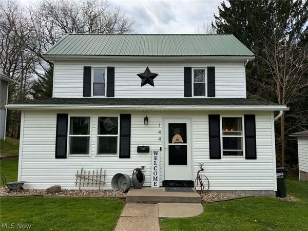 144 2nd Street SE, Carrollton, OH 44615