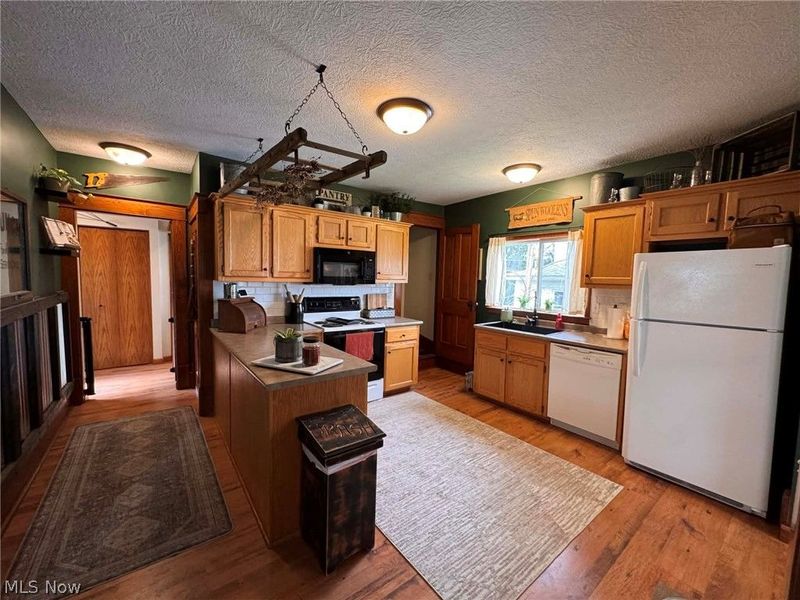 144 2nd Street SE, Carrollton, OH 44615 Photo 4