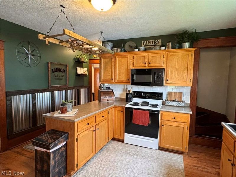 144 2nd Street SE, Carrollton, OH 44615 Photo 5