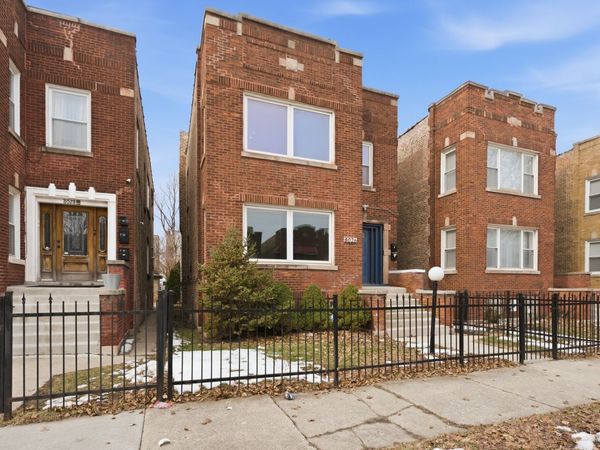 8026 S Dobson Avenue, Chicago, IL 60619