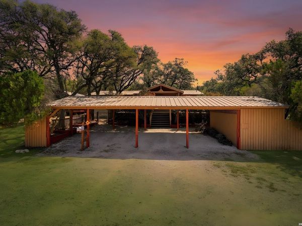 1030 Nightingale, Spring Branch, TX 78070