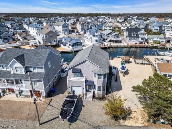 43 Farragut Dr, Brick, NJ 08723