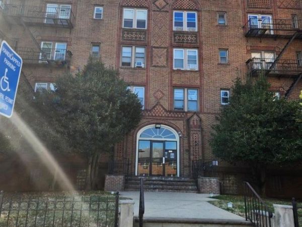 433 Lincoln Ave, Orange, NJ 07050