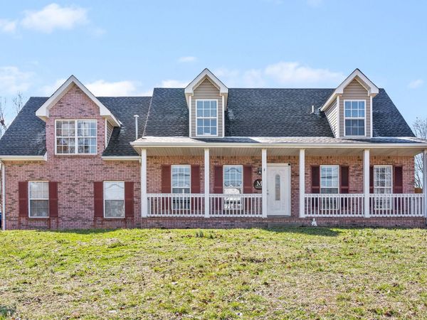 1700 Cedar Springs Cir, Clarksville, TN 37042