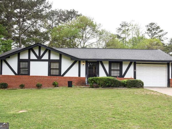 8943 Gatewood Circle, Jonesboro, GA 30238