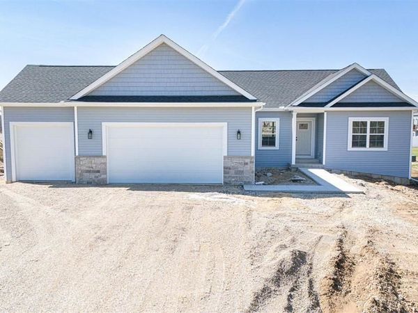 425 Village Lane, Ripon, WI 54971