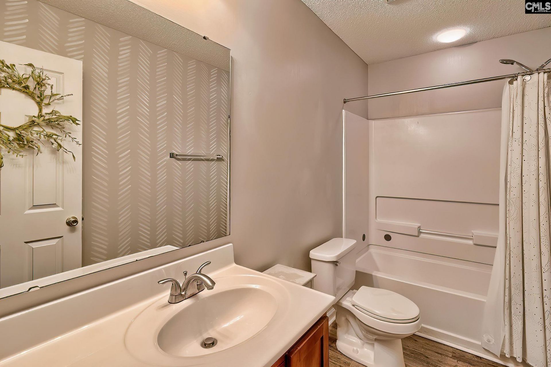 120 Goldenrod Court Photo 15