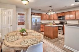 120 Goldenrod Court photo 4