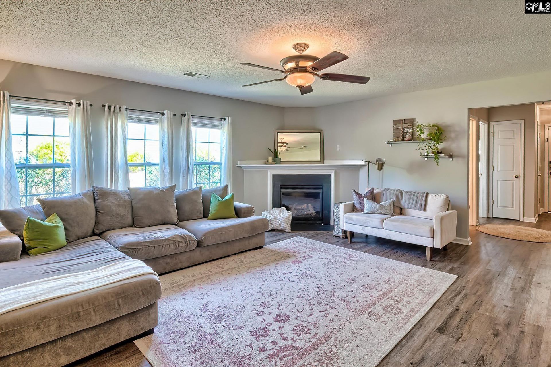 120 Goldenrod Court Photo 6