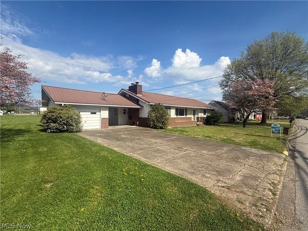 1001 Stadium Drive, St Marys, WV 26170