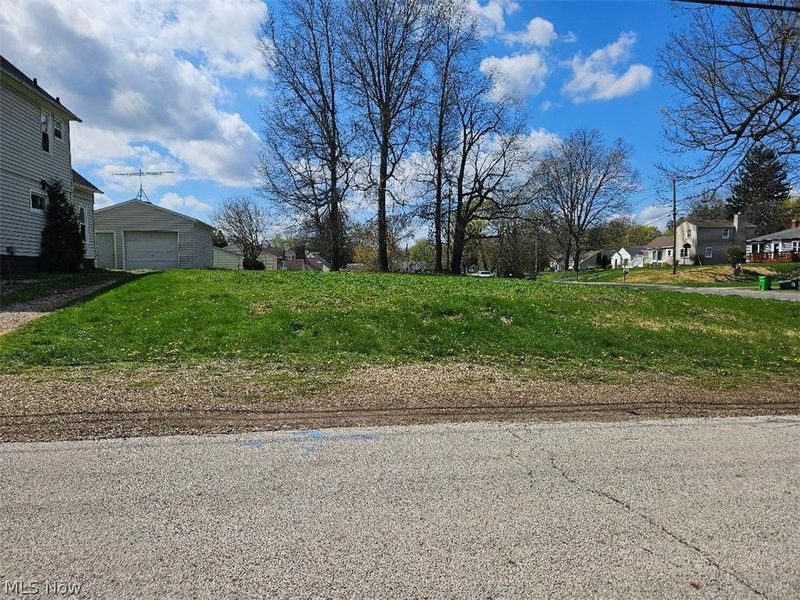 974 Gardner Boulevard, Barberton, OH 44203 Photo 2