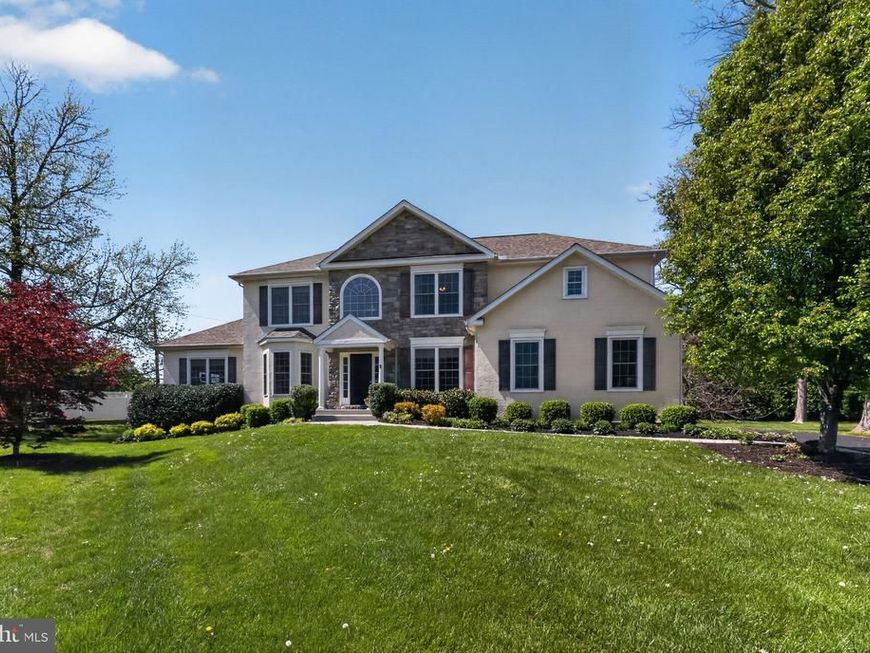 3 Strathmore Court, Wallingford, PA 19086 Main Photo