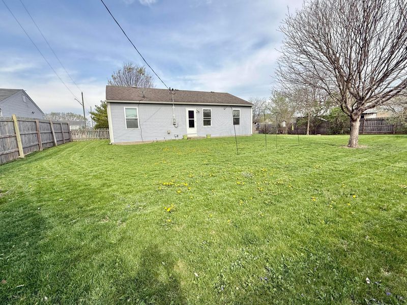 114 Blendon Road, West Jefferson, OH 43162 Photo 2