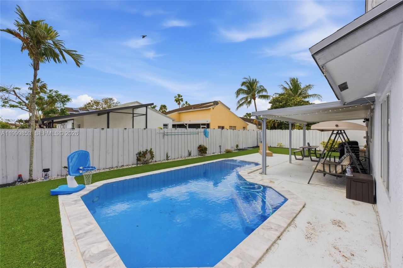 14600 Ashland Pl, Davie, FL 33325 Photo