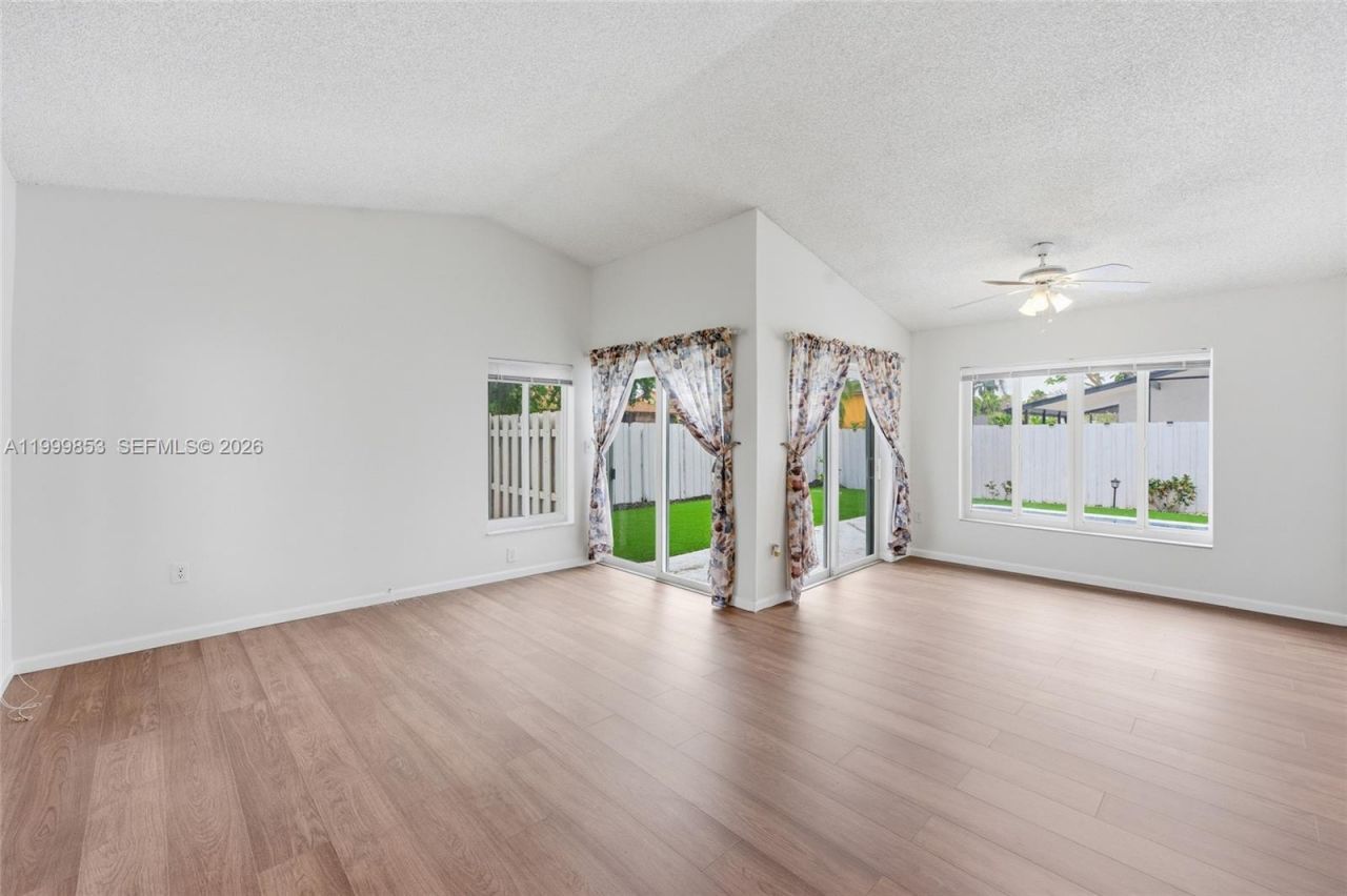 14600 Ashland Pl, Davie, FL 33325 Photo