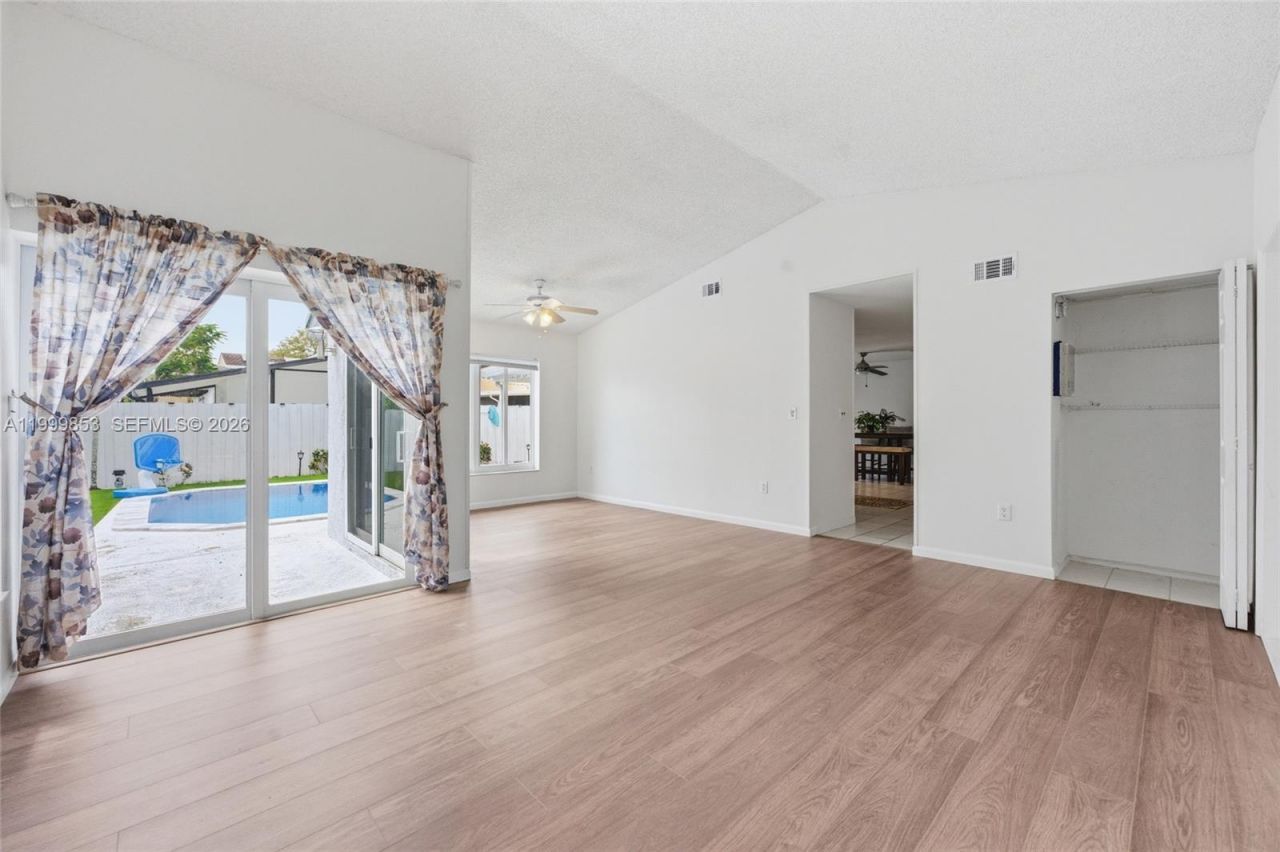 14600 Ashland Pl, Davie, FL 33325 Photo