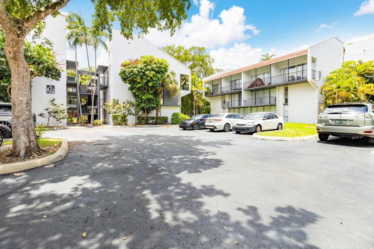 2930 Forest Hills Blvd, Unit B3P, Coral Springs, FL 33065 Photo