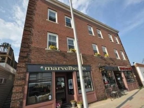 246 Humphrey St, Unit 2, Swampscott, MA 01907