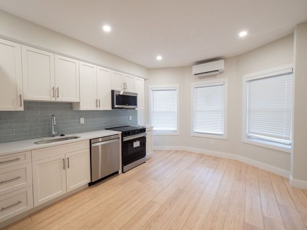 20 Winslow Road, Unit 1, Brookline, MA 02446