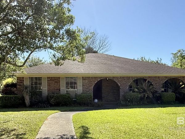 2102 Wildwood Drive, Brewton, AL 36426