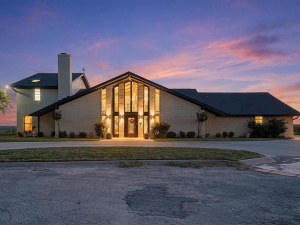 1505 Hillcrest Street, Coleman, TX 76834