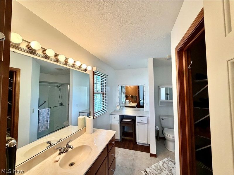 22 Walker Circle, Girard, OH 44420 Photo 14