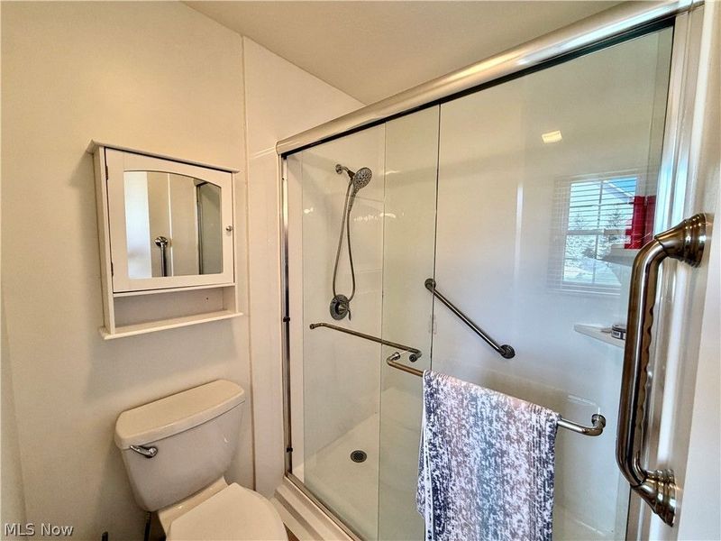 22 Walker Circle, Girard, OH 44420 Photo 15